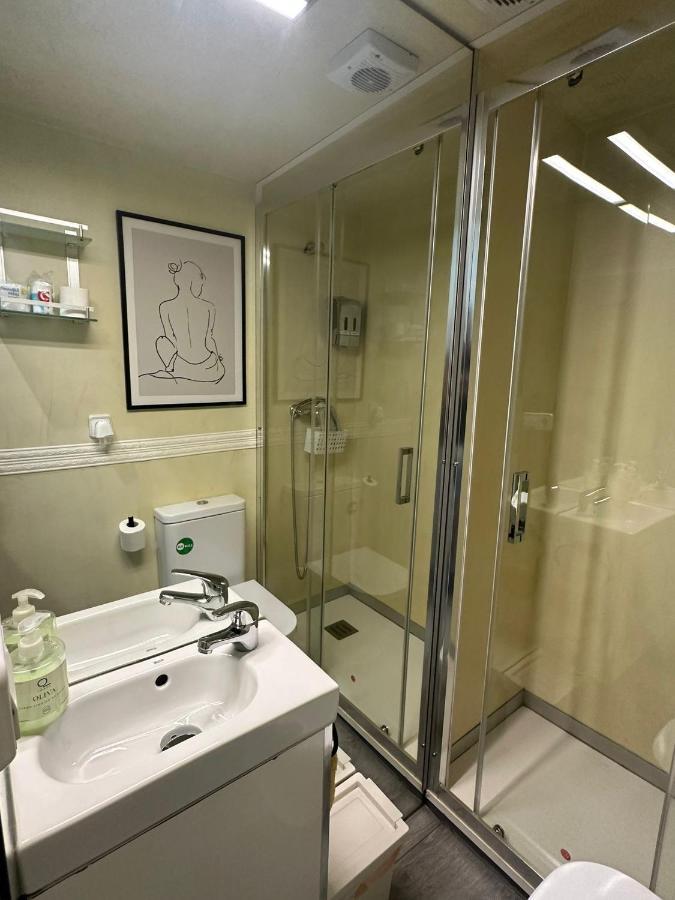 Apartamento 1 Hab En La Latina - Madrid Centro Екстер'єр фото